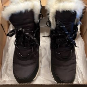 SOREL Microfleece Short Boots Whitney